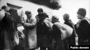 Фоторепортаж з виставки «Розсекречена пам'ять: Голодомор 1932-1933 років в Україні в документах ГПУ-НКВД»