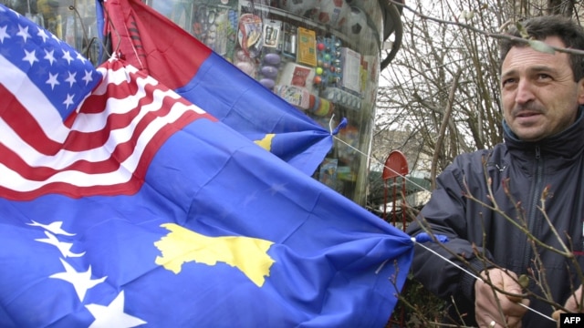 Ilustracija, kosovska i američka zastava