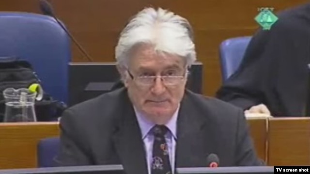 Radovan Karadžić u sudnici, 2012.