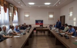 Переговоры с лидерами так называемой ДНР в Донецке при участии бывшего президента Украины Леонида Кучмы