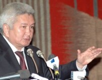 Caretaker Prime Minister Feliks Kulov (file photo) (RFE/RL)