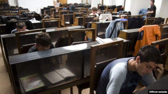 Studentë në Prishtinë...