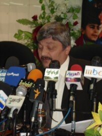 Former Oil Minister Ibrahim Bahr al-Ulum in Baghdad on 19 December (RFE/RL)