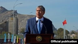 Kyrgyz President President Almazbek Atambaev 9file photo)
