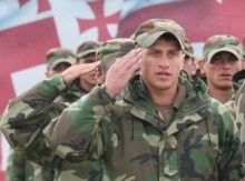 Georgian soldiers training to deploy in Iraq in 2006 (epa)