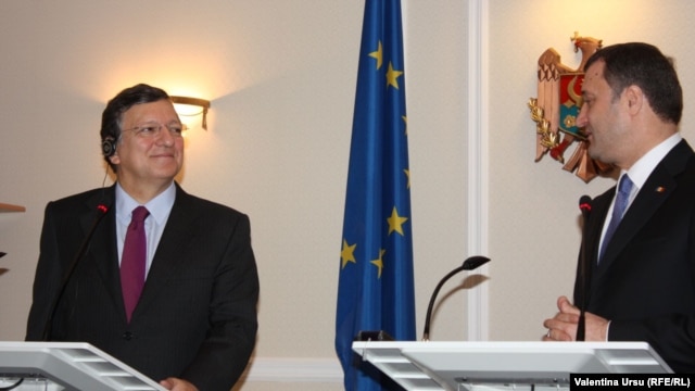 Jose Manuel Barroso în compania lui Vlad Filat, Chişinău, 30 noiembrie 2012