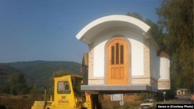 One of the Mancic family's portable churches (photo courtesy of www.danas.rs)