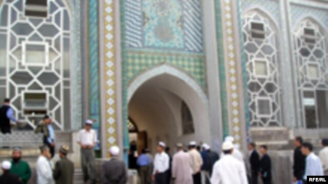 Entrance of Tajikistan's Islamic University in Dushanbe. The rector says they will try to help returning students to continue their studies there.