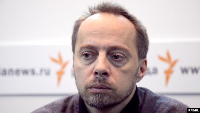 73E373DD-2150-4A84-A46A-5E1174A1C982_w64