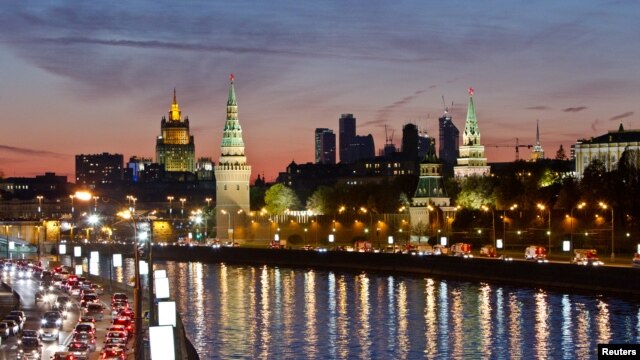 Russia -- A view of Moscow's Kremlin, Ministry of Foreign affairs and Moscow City business district, 18Oct2011