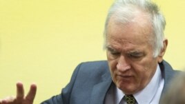 Ratko Mladić u sunici, maj 2012.