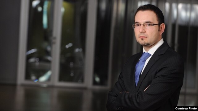 Damir Ferović