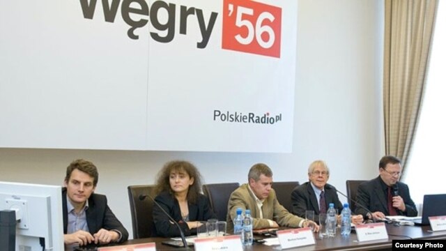 Panel discussion devoted to the newly restored RFE Polish Service broadcasts. (l-r) Nikodem Bończa-Tomaszewski, Bea Lukács, Manfred Hanspeter, Ross Johnson, Andrzej Mietkowski.
