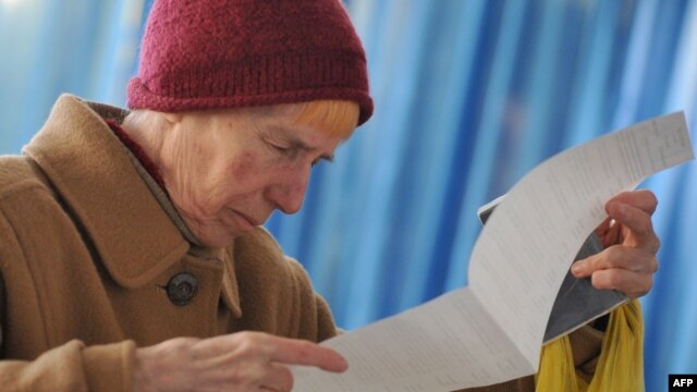 October 28: Ukraine holds parliamentary elections.