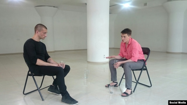 Пётр Павленский и Надежда Савченко, Киев, 18 июня 2016