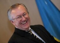 Foreign Minister Borys Tarasyuk is a presidential appointee (epa)