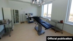 The report urges greater access for Abkhaz and South Ossetians to health care and other services.