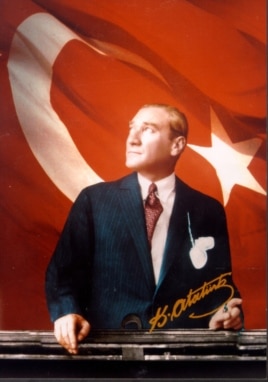 Ататюрк сбросил турецких пушкиных с корабля современности