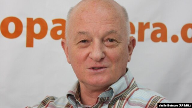 Expertul politic Oazu Nantoi în studioul Europei Libere