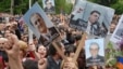Armenia -- Opposition supporters during a mass protest in Yerevan, 20Apr2008 