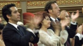 Serge Ioan Celibidache la un concert al Festivalului. In plan secund dirijorii Mark Mast și Ronny Rogoff