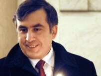 Mikheil Saakashvili attending a Christmas service on January 7 (InterPressNews)