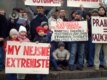 Наразылық таныту митингісінен қазақ босқындарының үлкен-кіші балалары да қалған жоқ