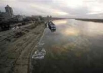 The polluted Songhua River (AFP)