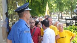 Protest u organizaciji MANS-a protiv taksi, 9. jul 2012.