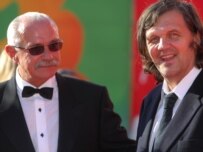 Russian actor and film director Nikita Mikhalkov (left) and Serbian filmmaker Emir Kusturica are on the 'A' list of celebrities (ITAR-TASS)