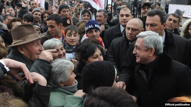 Armenia - President Serzh Sarkisian meets with voters in Ashtarak, 14Feb2013.