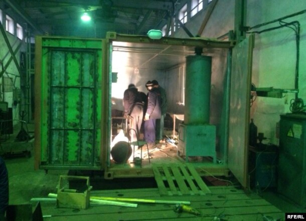 Краматорські підприємці зробили із морського контейнера лазню для бійців (ФОТО) - фото 1