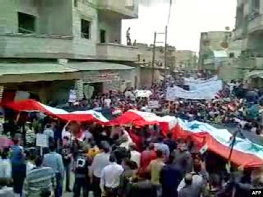معترضان در تظاهرات روز جمعه در الکثوه