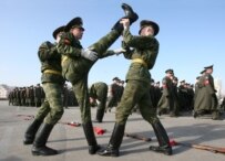 Russian soldiers training for the May 9 Victory Day parade in Moscow (epa)