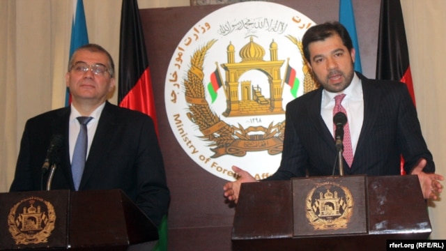 جاوید لودین معین سیاسی وزارت خارجه افغانستان و آراز عظیموف معین وزارت خارجه آذرباییجان