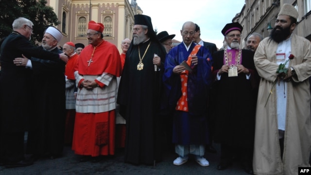 February 1-7: World Interfaith Harmony Week.