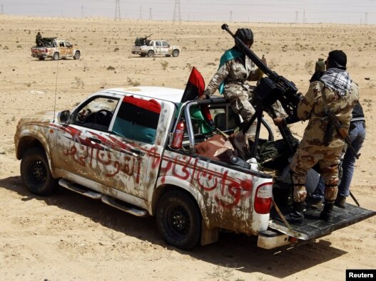 شورشیان لیبی در نزدیکی اجدابیا