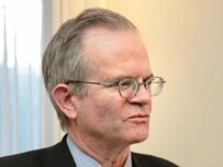 CPJ head Paul Steiger, speaking to reporters in Moscow today (ITAR-TASS)