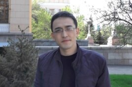 Шоқан Уәлиханов атындағы тарих және этнология институтының ғылыми қызметкері Алмас Жүнісбаев. Алматы, 5 мамыр 2015 жыл.
