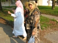 Uzbek refugees from Andijon at a refugee camp near Prague last year (RFE/RL)