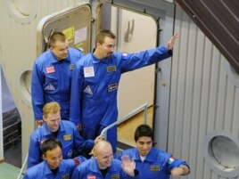 Участинки проекта Марс-500 готовятся отправиться в многодневную изоляцию