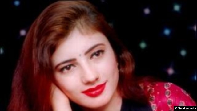 Pashto singer Nazia Iqbal