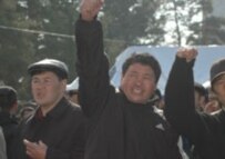 Scene from protests after the killing of Tynychbek Akmatbaev in October 2005 (file photo) (RFE/RL)