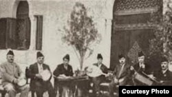 الجالغي البغدادي وفي الوسط القبانجي