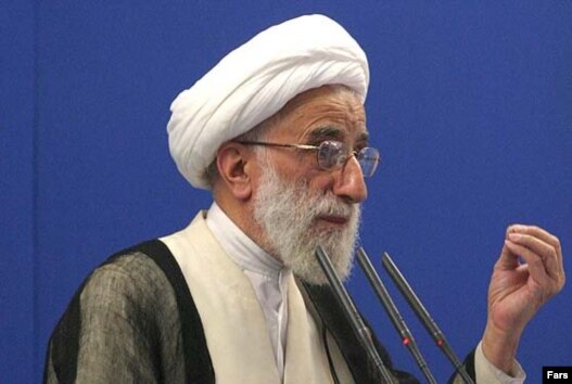 احمد جنتی: سمت رهبری از سوی«خداوند متعال»  به علی‌ خامنه‌ای محول شده است. 