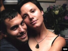 Shane Bauer (left) and Sarah Shourd (file photo)