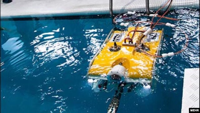 یک روبات زیردریایی در مسابقات دانشگاهی ایران، عکس تزئینی است