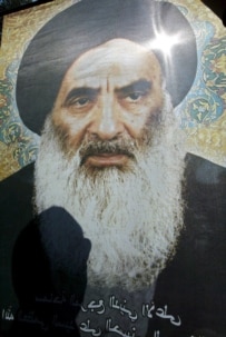 A portrait of Shi'ite Grand Ayatollah Ali al-Sistani (epa file photo)