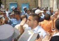 Azerbaijani oppositionists demonstrating in Baku on 9 August (RFE/RL)