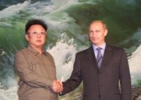 North Korean leader Kim Jong-Il with Russian President Vladimir Putin in 2000 (ITAR-TASS)